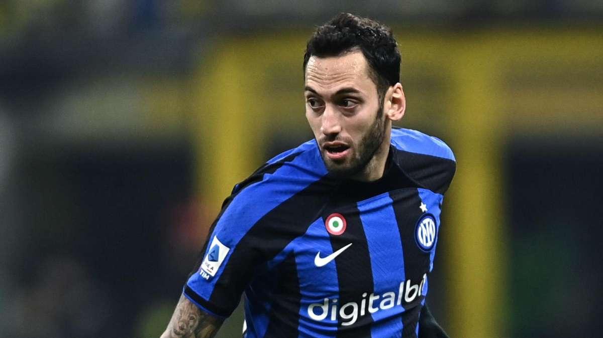 LIVE - Calhanoglu: "Lo Spezia è già nel passato, domani col cuore in campo"
