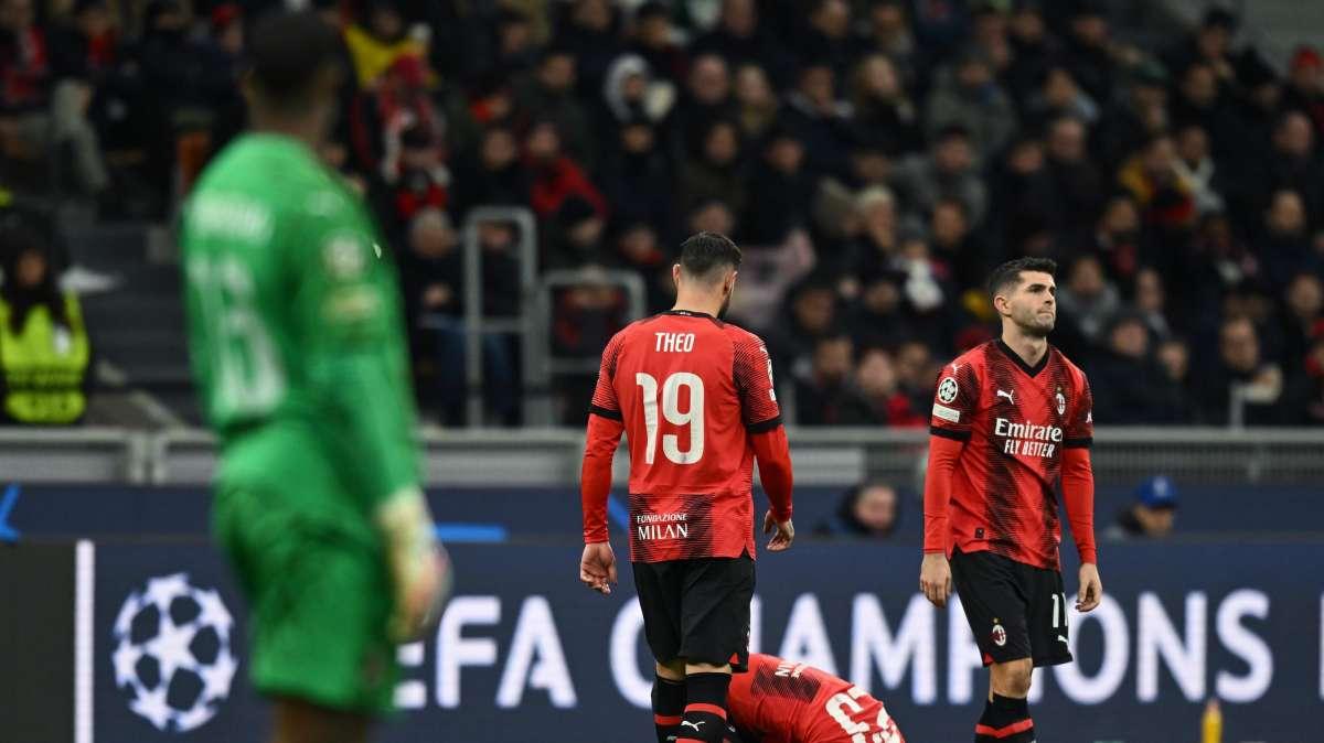 Milan, aria tesa dopo la sconfitta contro l'Inter: contestazione in vista a S.Siro