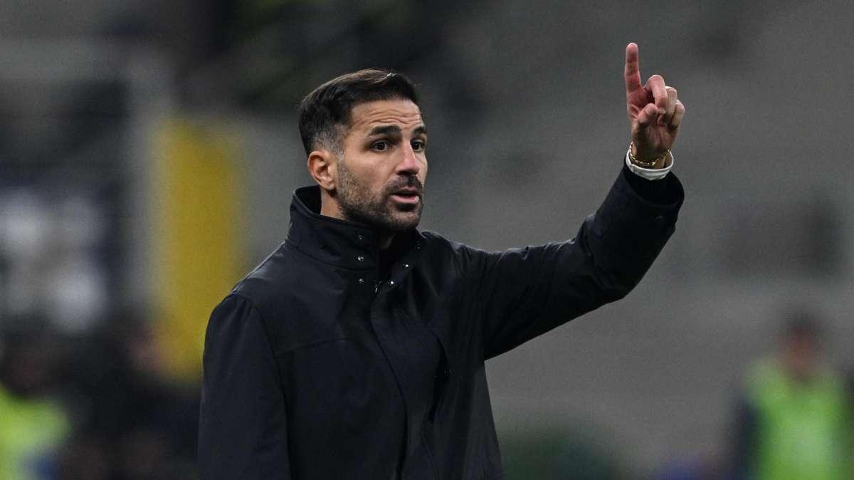 Giudice Sportivo: il Genoa dovrà pagare 12mila euro di multa, una giornata di squalifica a Fabregas