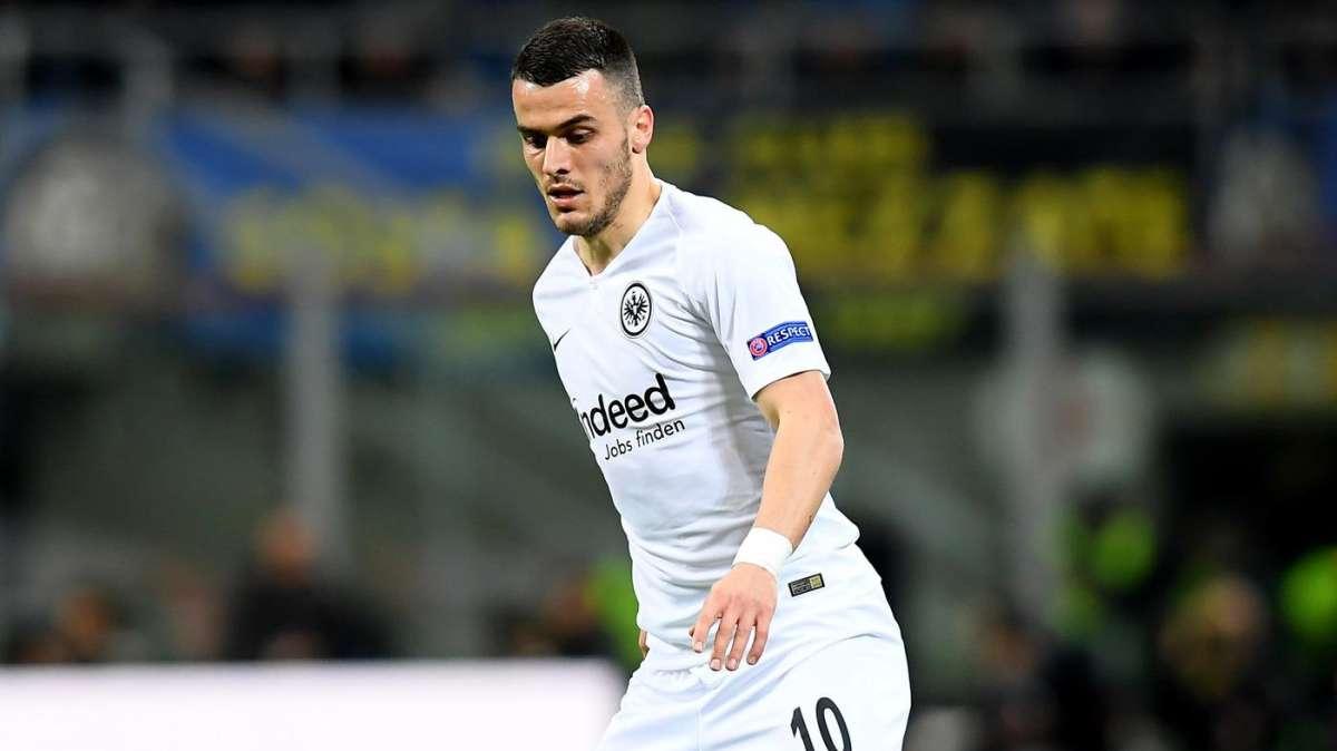 Gosens, poche garanzie di tenuta fisica: l'Inter torna su Kostic