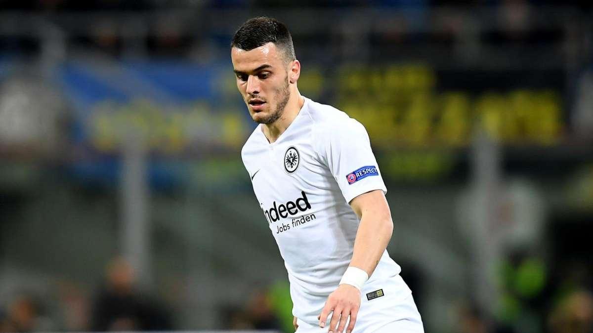 TOP NEWS Ore 24 - Inter su Kostic, l'Eintracht chiede Pirola. Real Madrid su Barella