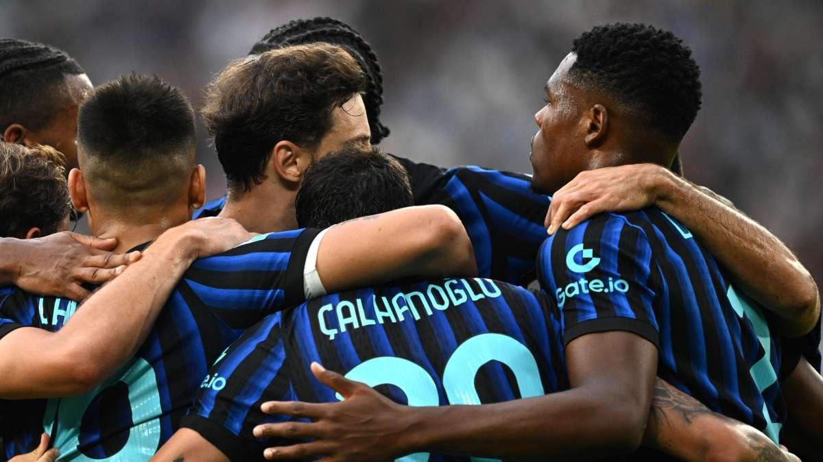Ajax-Inter, le formazioni ufficiali: Lautaro in panchina, la scelta su Barella e Dimarco