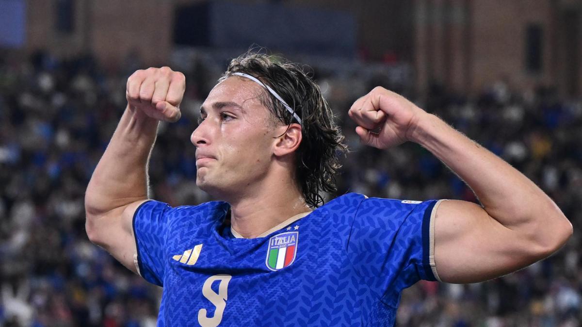 Fenomeno Esposito, Mancini: "Potrà essere il nuovo Vieri". Le prime pagine del 7 ottobre