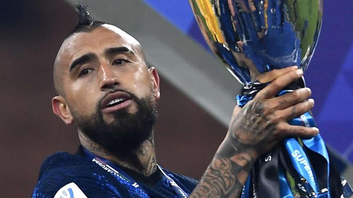 L'INTERISTA - Cury (entourage Vidal) ha appena lasciato la sede dell'Inter - VIDEO