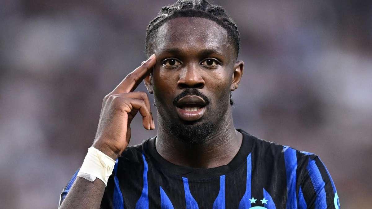 Thuram esalta Esposito: "Io non ero così forte alla sua età. Ci aiuterà quest'anno"
