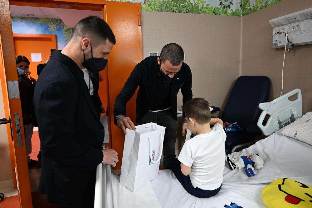 Italia, azzurri in vista all'ospedale pediatrico Santobono