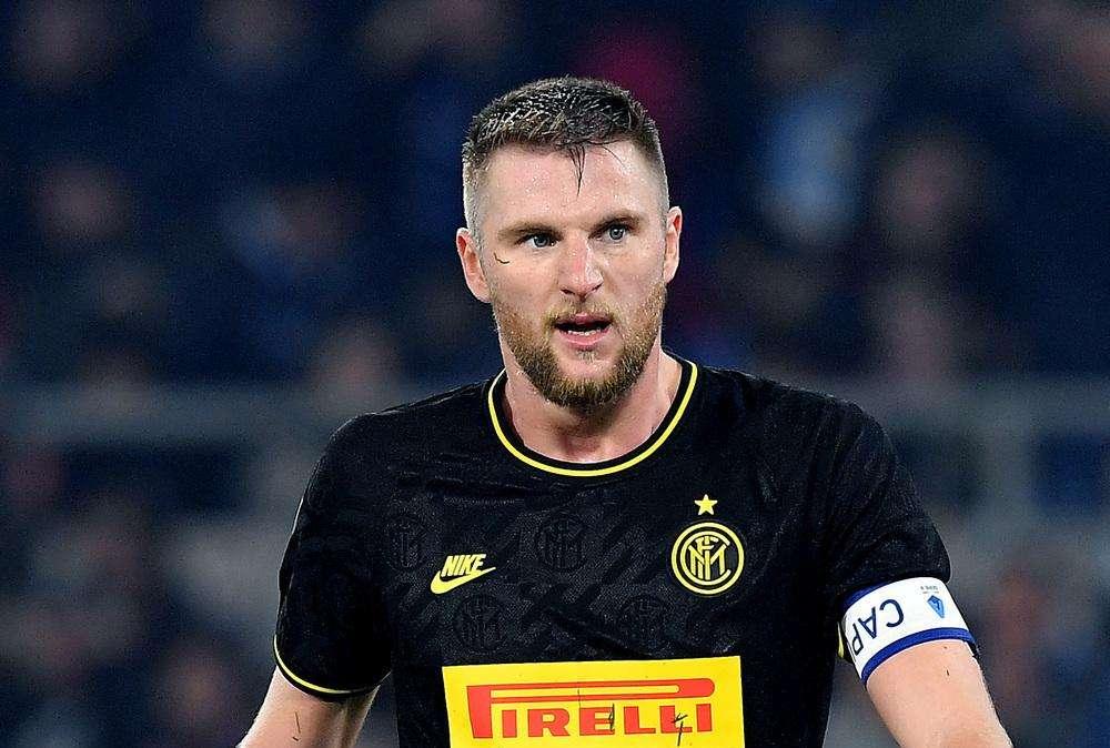 Skriniar non ha dubbi: vuole restare. L'Inter valuta eventuali offerte top