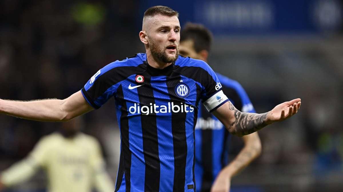 Inzaghi, una buona e una cattiva notizia: Calhanoglu migliora, Skriniar ancora ai box