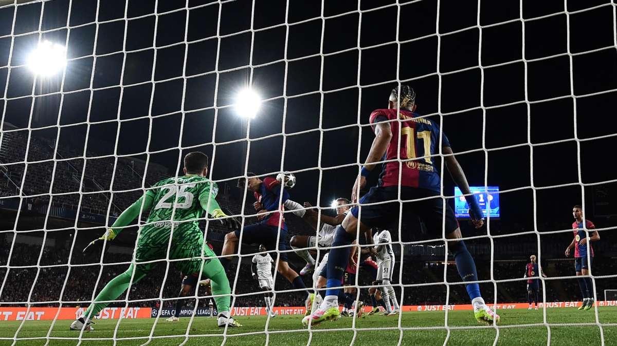 Champions League, Barcellona-Inter 3-3 finale: che sofferenza, ma che coraggio. Tutto rimandato al ritorno