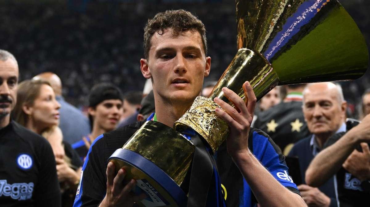 Nozze per Pavard, il messaggio sui social: "Ha detto sì!"