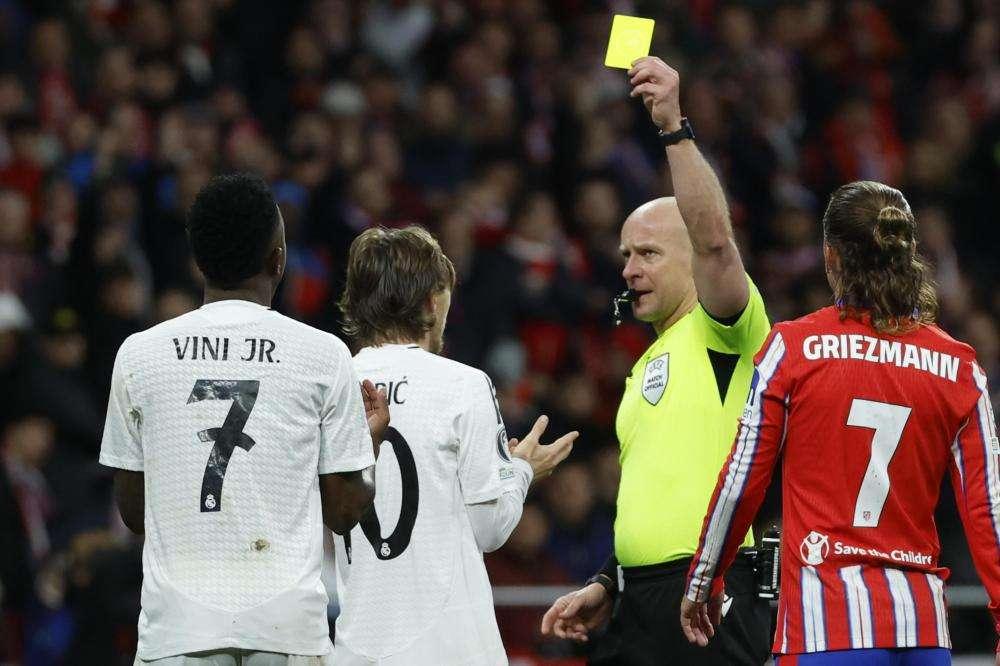 L'ex arbitro Pieri: "Rigore Atletico? Il VAR doveva mostrare le immagini"