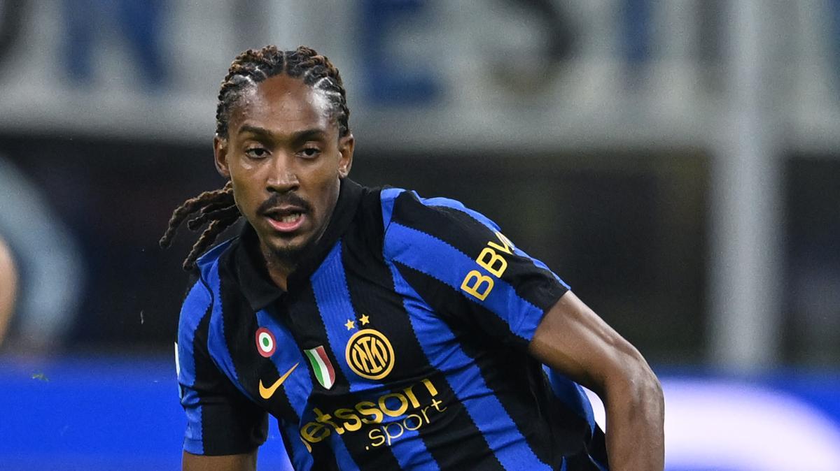 Spence: "Accoglienza strepitosa dei tifosi, Chivu è bravo a tenere tutti quanti sul pezzo"