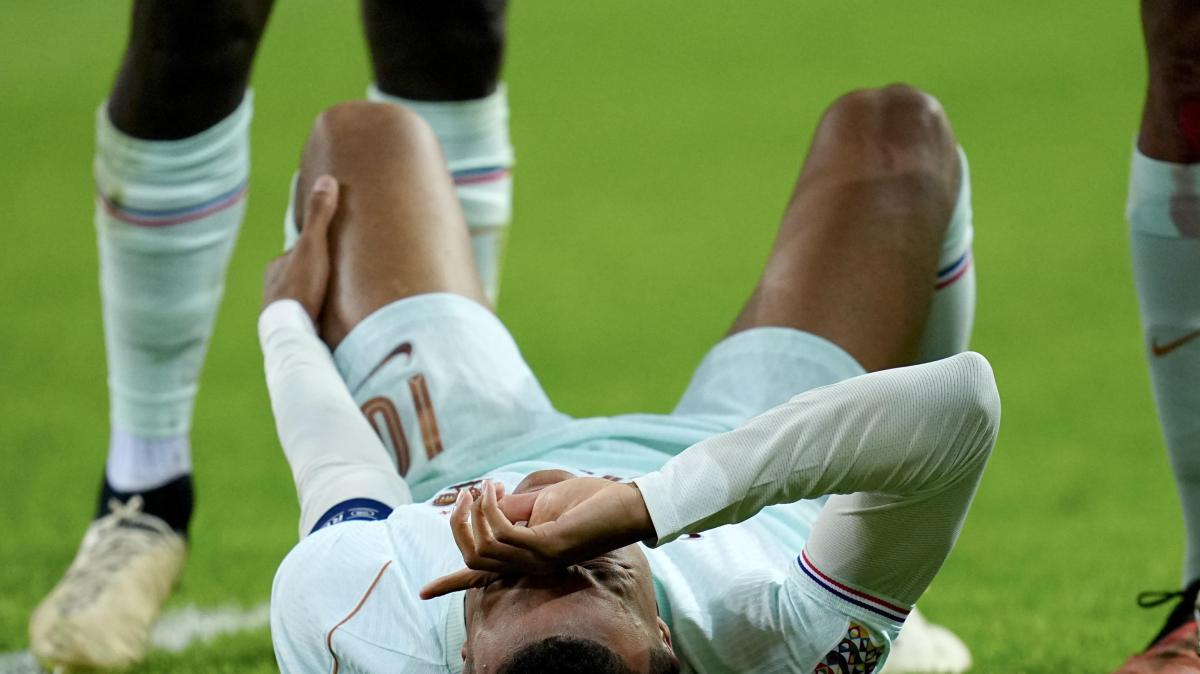 Real Madrid, iperestensione al ginocchio: Mbappè fermo una decina di giorni