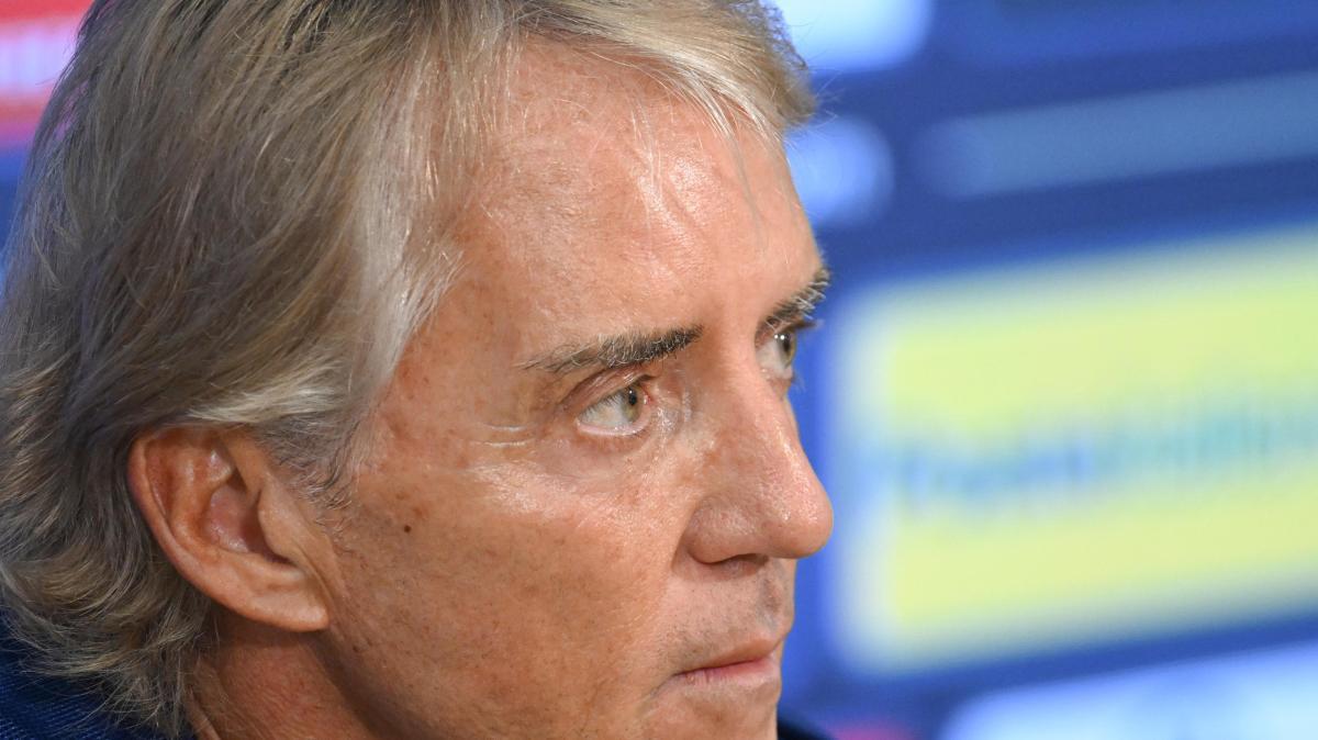 Italia, Mancini: "Malagò è molto tranquillo, noi pensiamo a battere il Belgio"