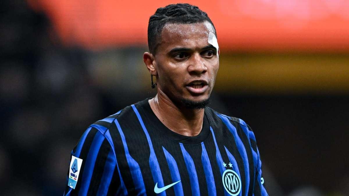 Akanji: "Concentrati sul Como, lo scudetto si decide partita dopo partita. Su Bastoni e Hojlund..."