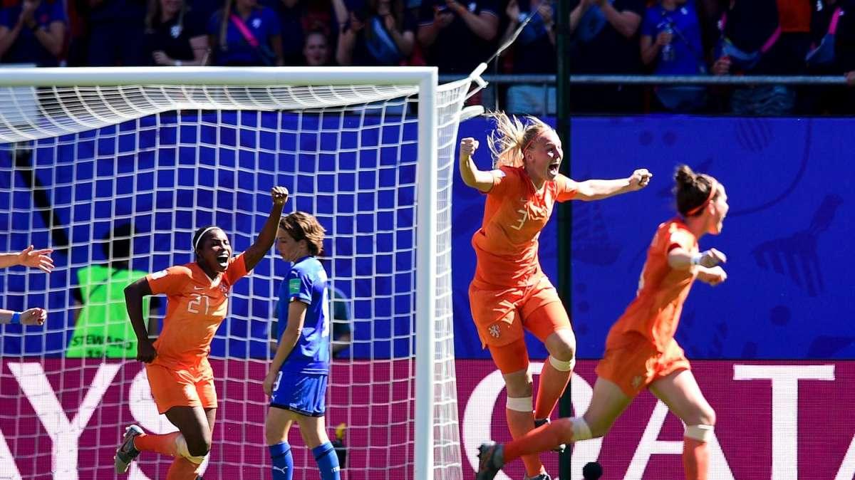 Inter Women, parla van der Gragt: "Ricorderò sempre il gol nel derby"