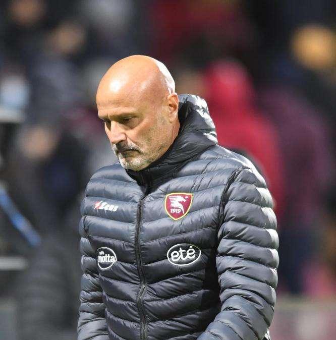 Calcio: Salernitana; a Verona senza 8 calciatori positivi