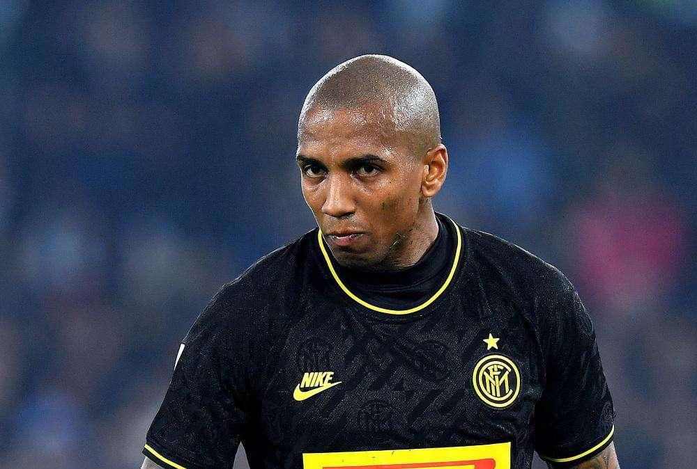 Dall'Inghilterra - Il retroscena su Lukaku, consigliò a Young e Sanchez il passaggio all'Inter