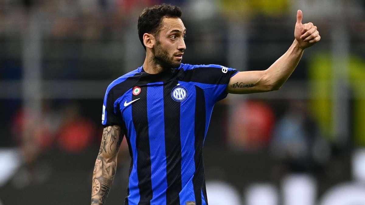 Calhanoglu: "Felice per il rinnovo, all'Inter sto davvero bene"