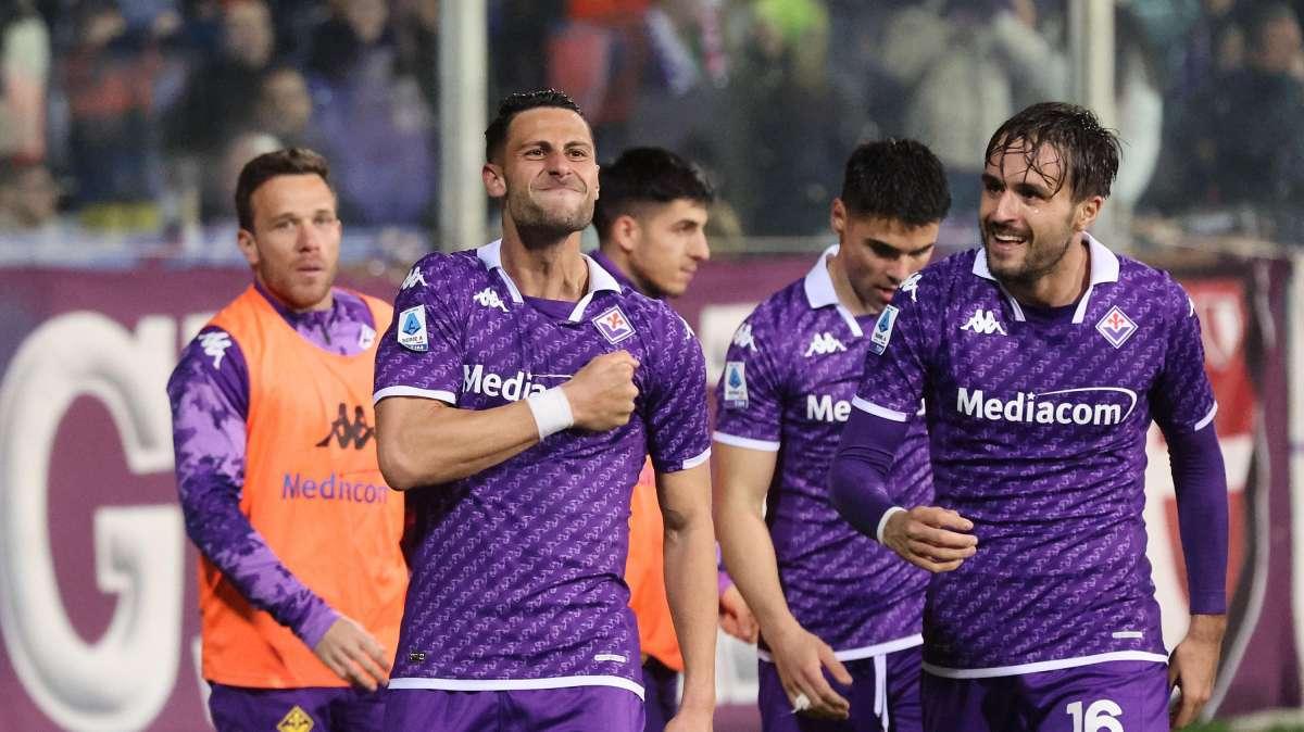Fiorentina, Joe Barone è ricoverato in rianimazione. Una delegazione viola al San Raffaele