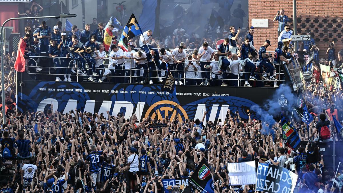 L'Inter alza il 21esimo Scudetto! Le immagini della festa della squadra