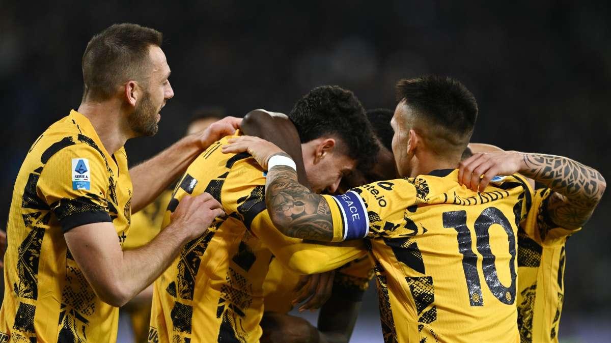Le pagelle di Feyenoord-Inter: Thuram una zanzara, Lautaro dinamite pura. De Vrij col sigaro in bocca
