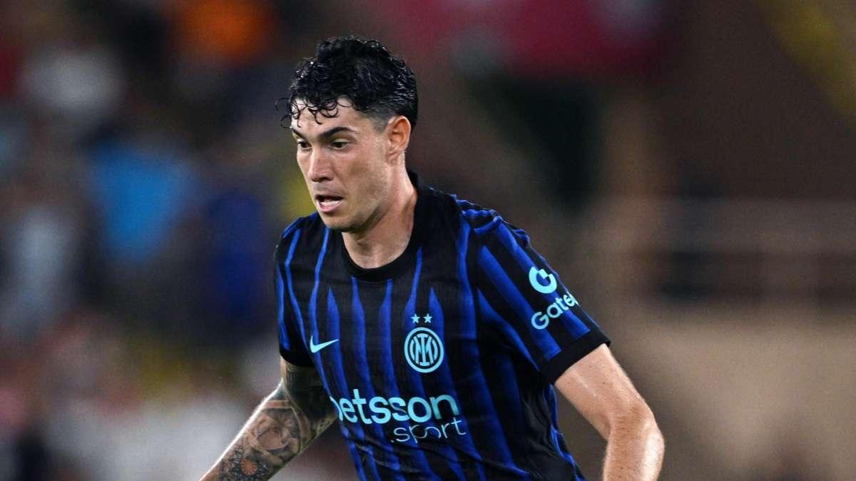 Inter, Bastoni: "Una squadra fallita non va in finale di Champions. Thuram? Da sei mesi in vacanza..."