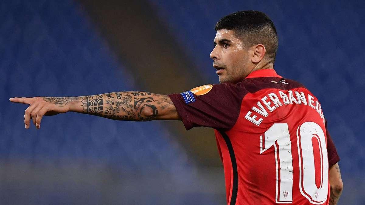 Ex Inter, Banega torna in Argentina: ufficiale il passaggio al Newell's
