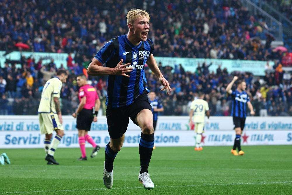 Lo United vuole Hojlund. Ma dopo i 50 milioni per Onana, la richiesta dell'Atalanta è ritenuta eccessiva