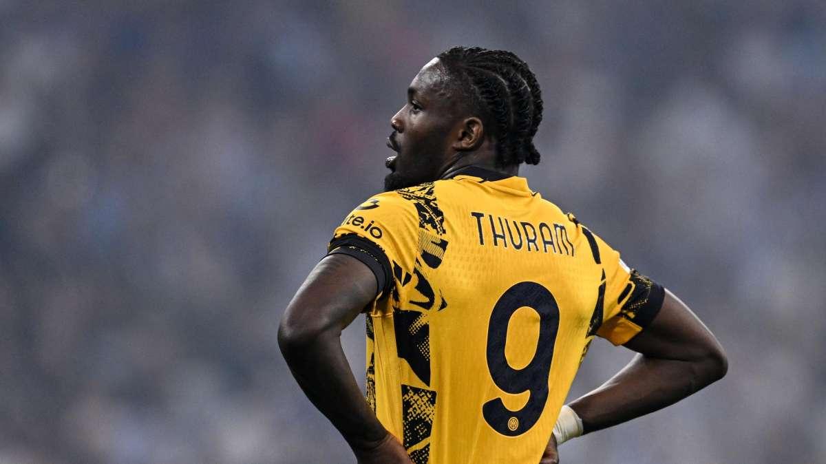 Thuram inverte la tendenza: dal like a Calhanoglu al caloroso benvenuto per Bonny