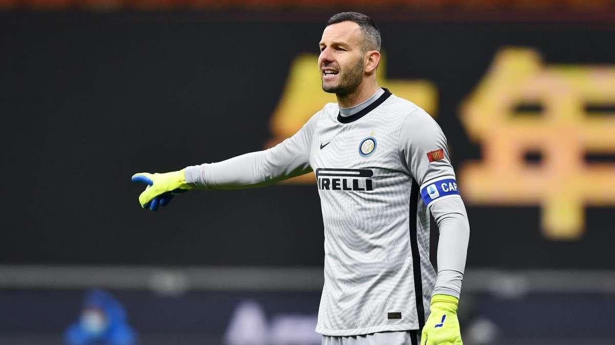 Altro errore di Handanovic ed altro pari. Lo sloveno torna in discussione