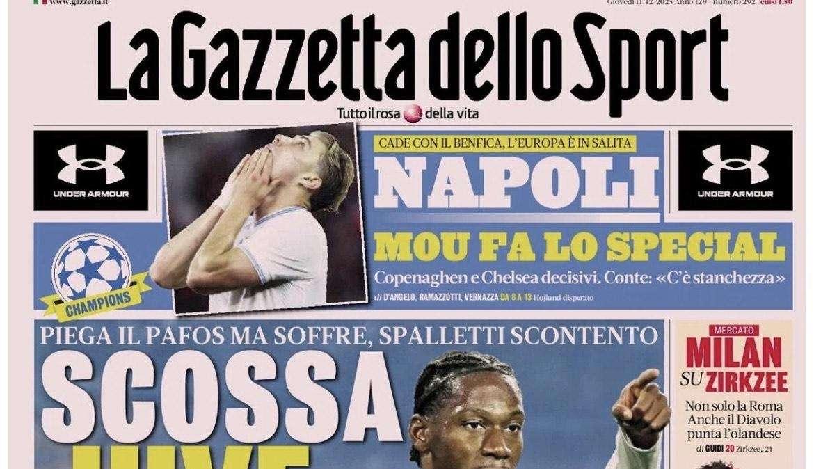 "Inter, ombre sull'arbitro. Napoli, Mou fa lo special. Scossa Juve", la prima pagina de La Gazzetta dello Sport