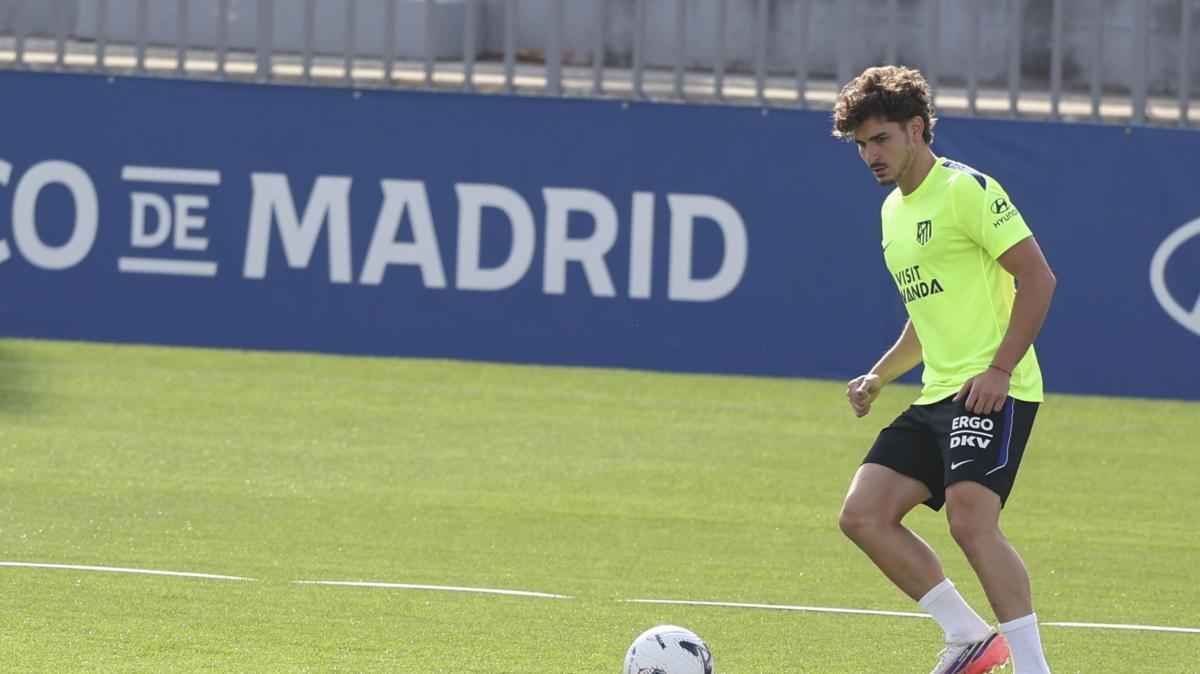 Julian Alvarez vuole solo il Barcellona: la punta salta un altro allenamento