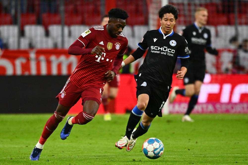 Bayern Monaco, miocardite post Covid-19: si ferma Alphonso Davies