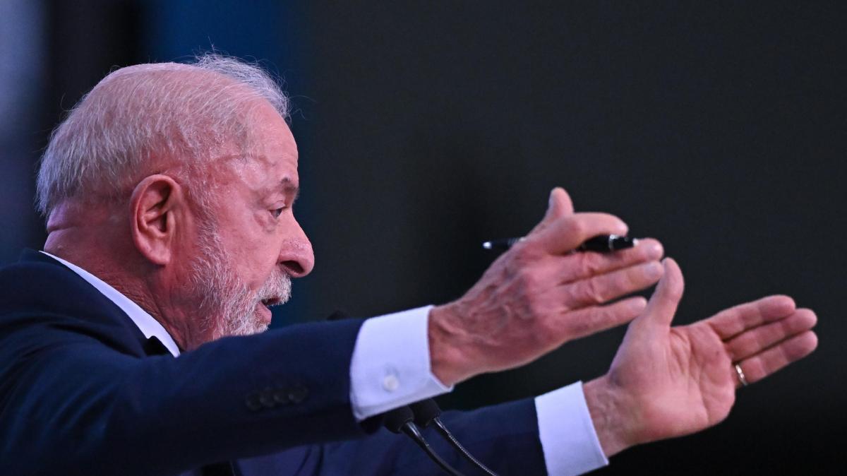 Lula ad Ancelotti: "Il popolo ha bisogno di una vittoria, se ci riesci sarai nostro eroe"