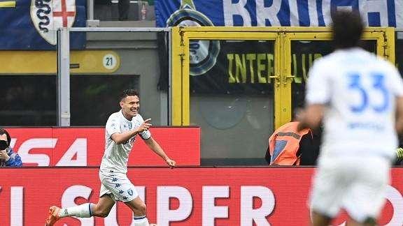 Asllani, dopo l'annuncio all'Inter il neo-acquisto supera l'esame di patente