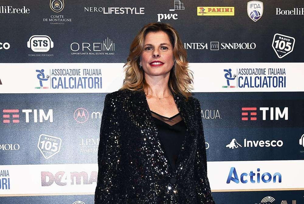 Katia Serra: "Giusto che sia l'arbitro a decidere se interrompere il gioco o meno"