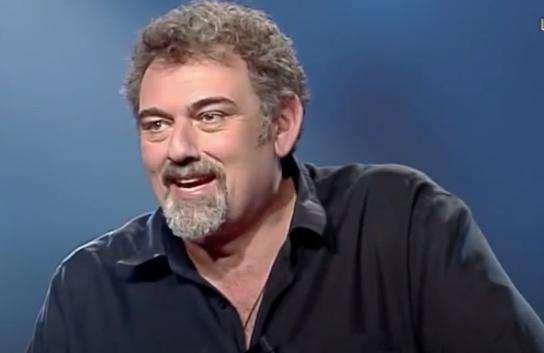 "Guardate la sua faccia e quella di Correa": Valenti esalta l'impatto di Pio Esposito