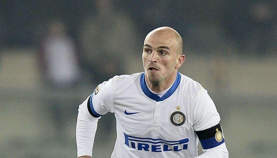 Gli auguri dell'Inter a Cambiasso: "Intelligenza fuori dal comune e una grande passione"