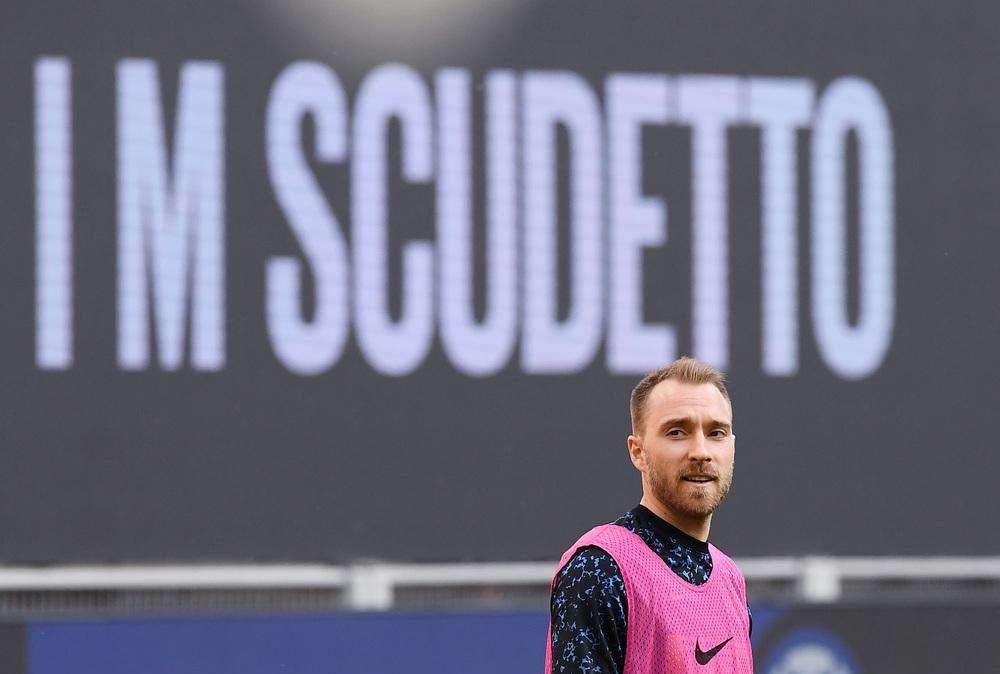 Eriksen, il primo passo è compiuto: adesso tutto ruota intorno al defibrillatore. Sarà temporaneo o permanente?