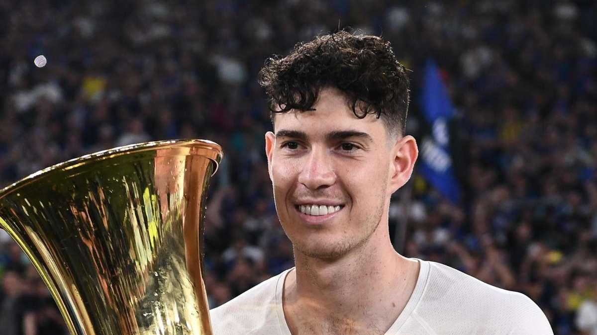 Bastoni sulla Coppa Italia: "Non l'abbiamo quasi festeggiata per restare concentrati. Ora testa a Istanbul"