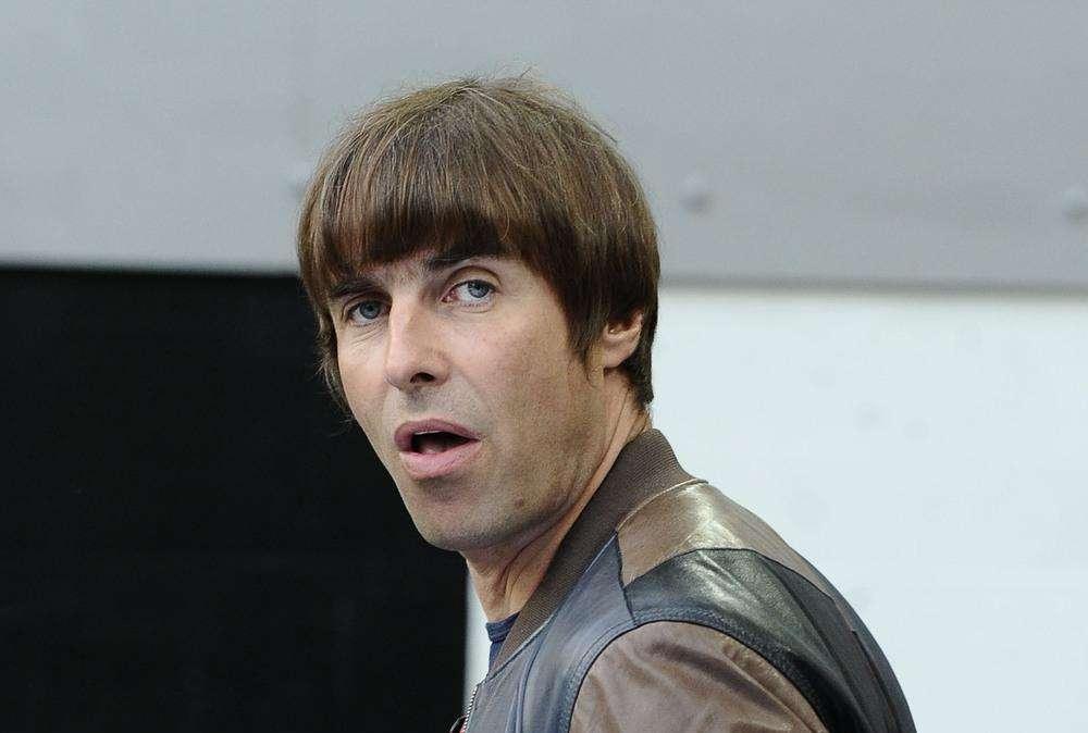 Liam Gallagher a Milano, l'ironia sull'Inter e la canzone dedicata a Romelu Lukaku