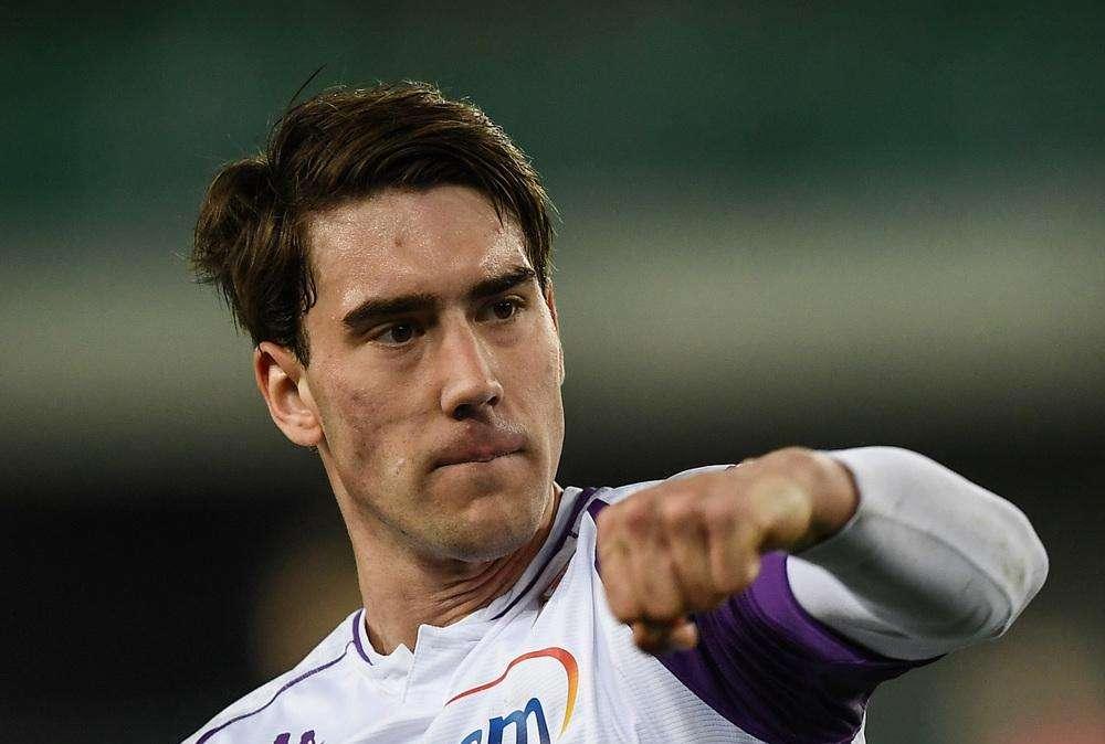 L'Inter pronta a sacrificare Sensi per Vlahovic. Ma servono 60 milioni 
