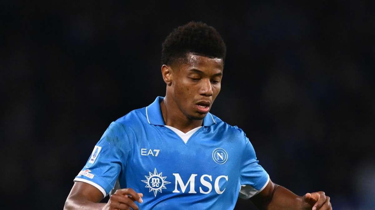 Napoli, infortunio per David Neres: rischia di aver terminato il suo campionato