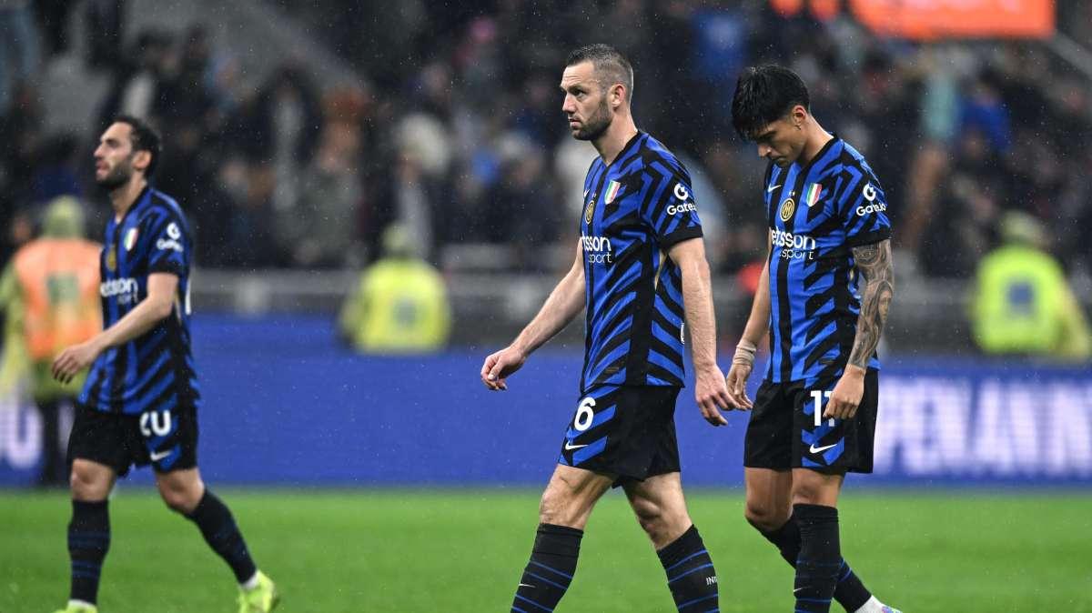 Inter, sfuma il sogno Triplete. Zero derby vinti su 5, ora l'incubo è finire come Cenerentola...