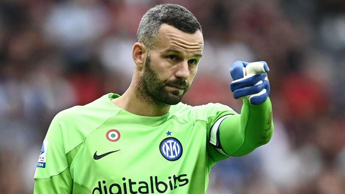 Handanovic: "Il gruppo sta meglio di come l'avevo lasciato. Il Napoli? Manca un mese"
