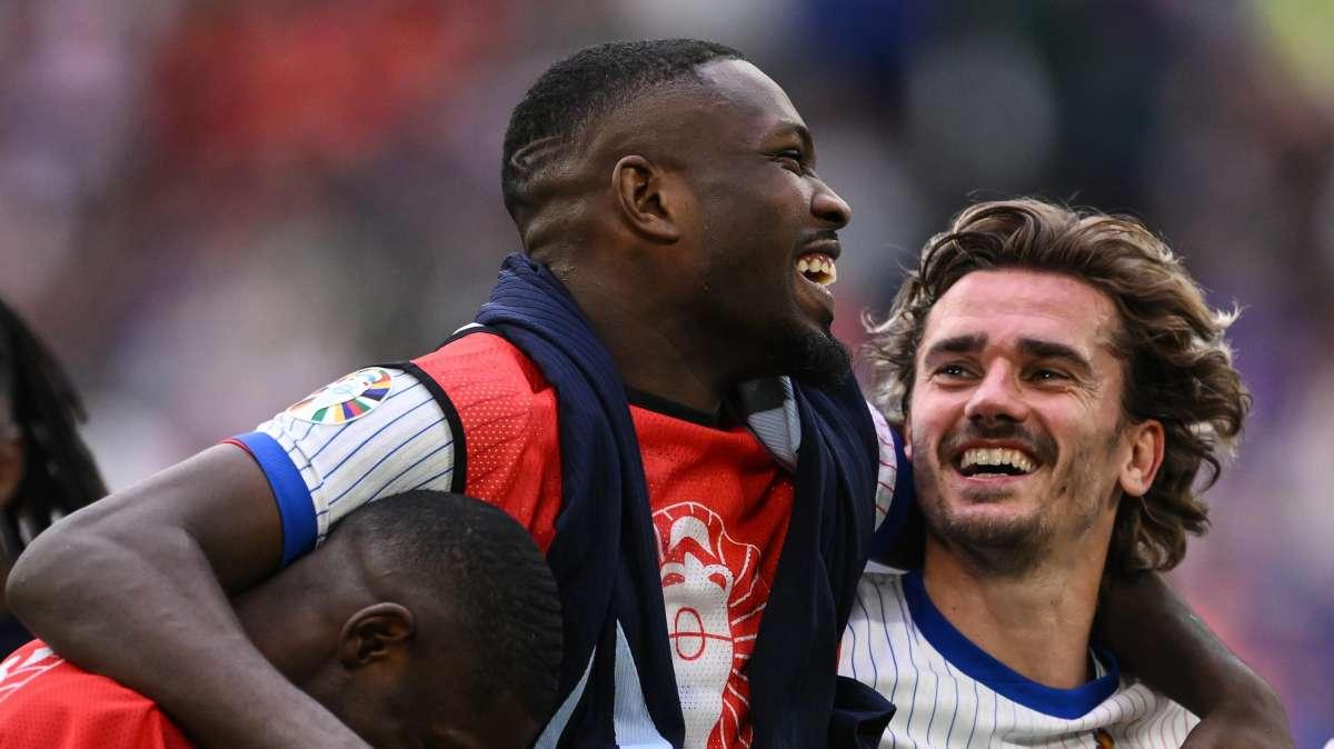 Francia, sospiro di sollievo: esami ok per Thuram, ci sarà con la Spagna