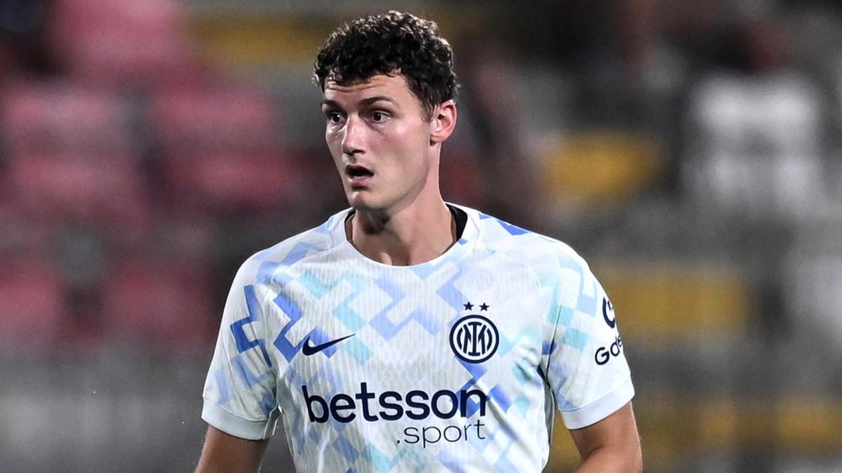Pavard si gioca la permanenza: il francese vuole convincere Chivu. Bisseck verso il rinnovo