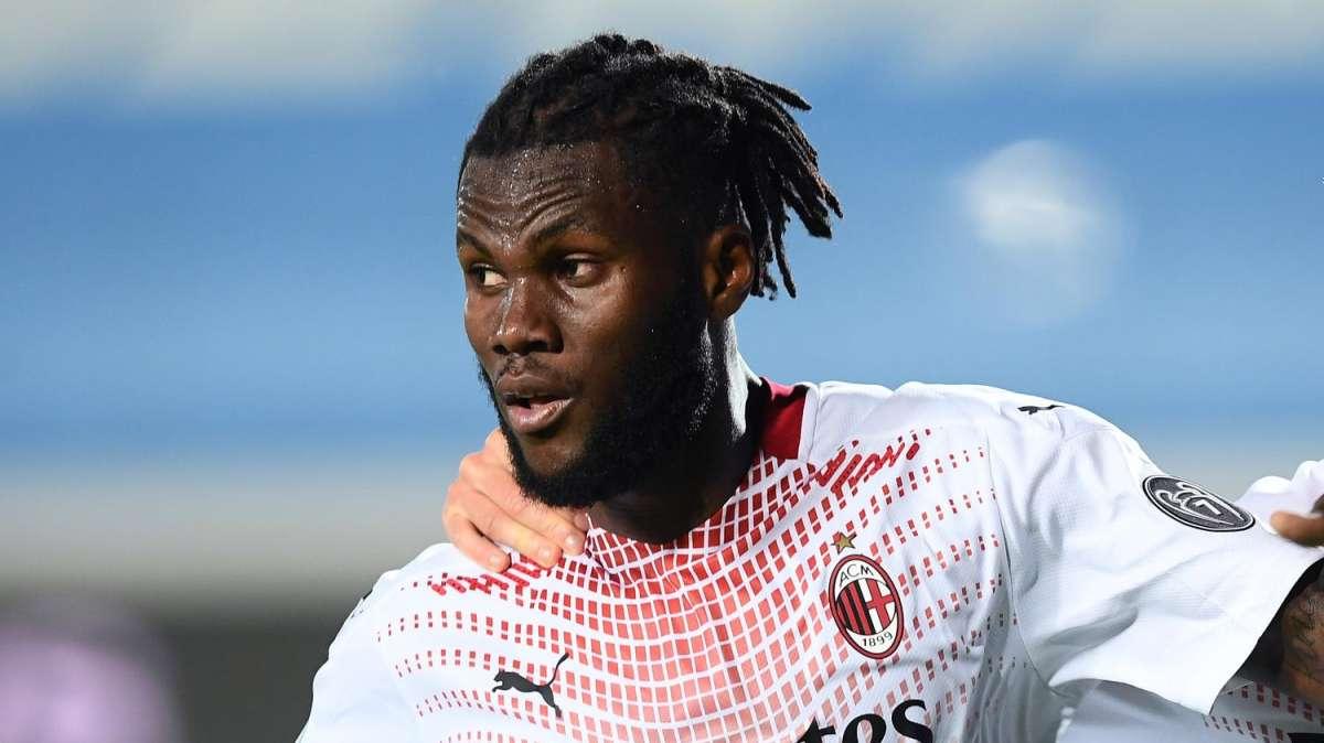 Milan, trattative in corso per il rinnovo di Kessié. Il centrocampista chiede 5 milioni