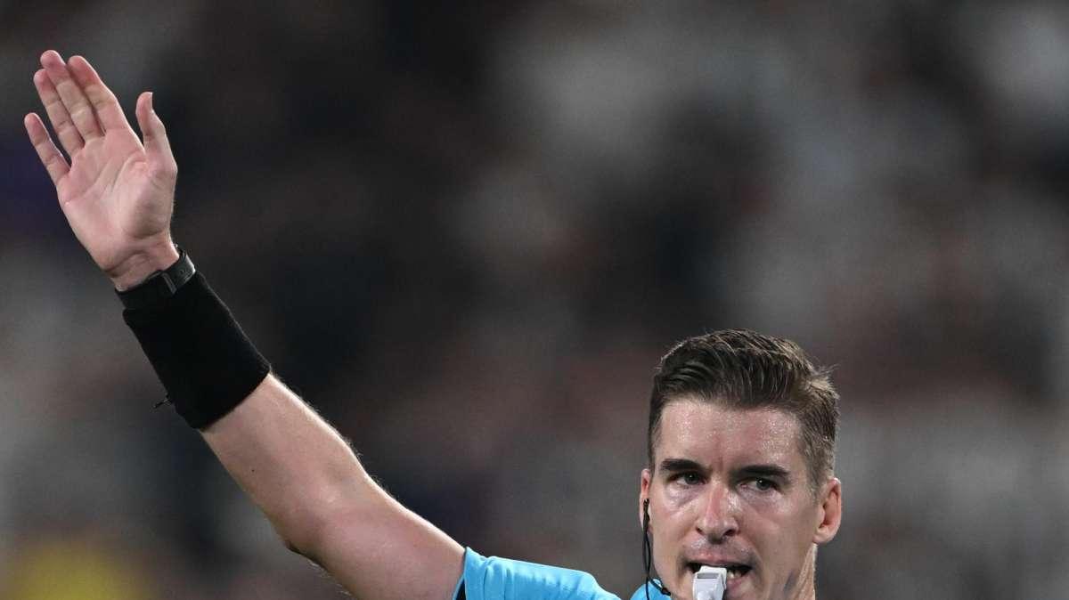 Champions League, Atletico Madrid-Inter: l'arbitro è Letexier. Tutte le scelte 